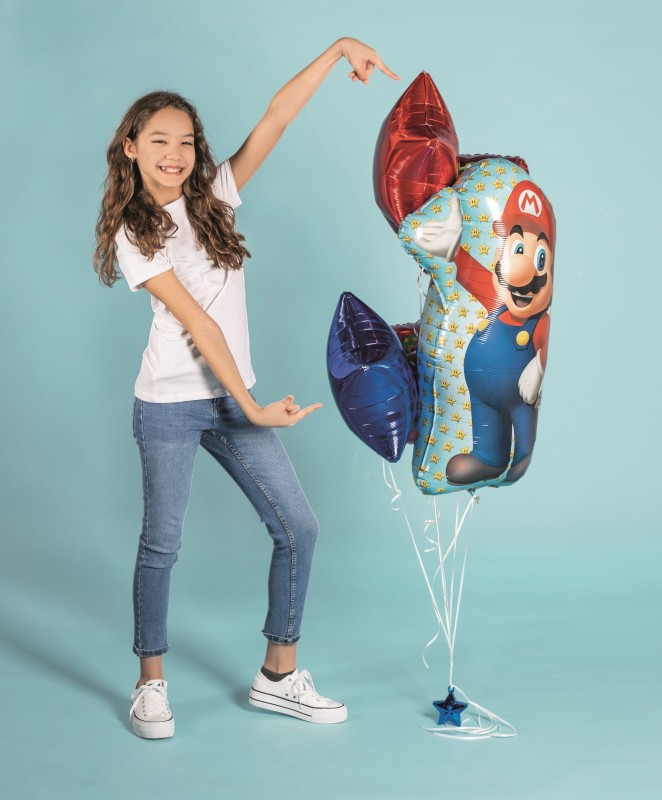 Super Mario_Foil_Girl_Blue BG_3201001.jpg